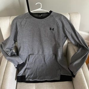 UA Crew Neck Pullover